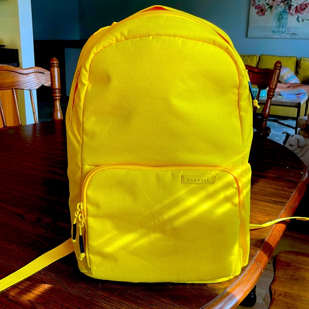 💛Yellow Brevite Backpack 💛